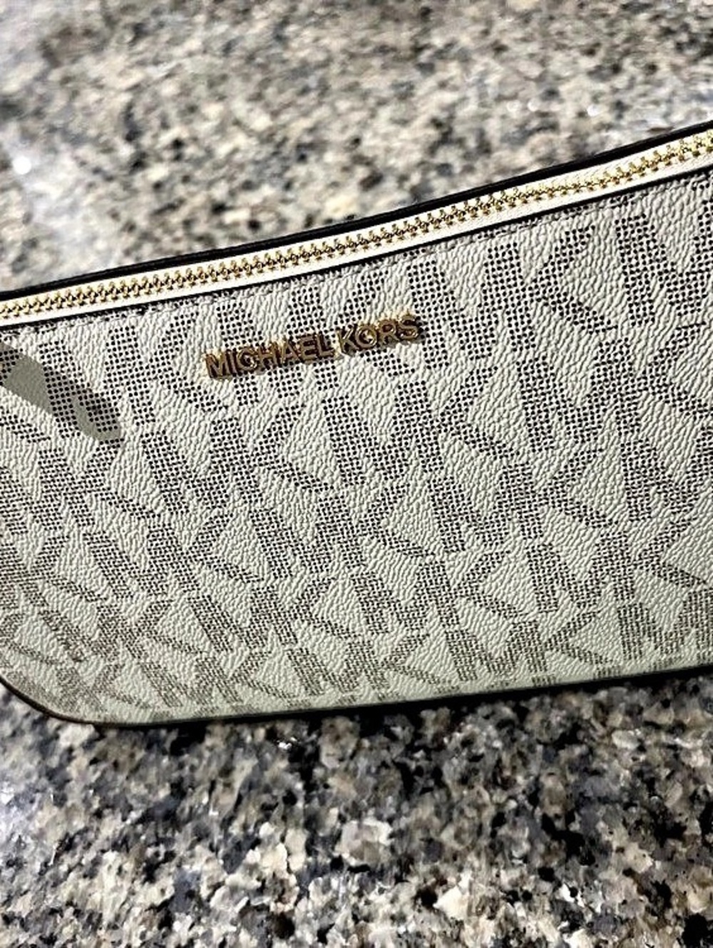 Michael Kors Jet Set Small Signature Logo Convertible Pochette